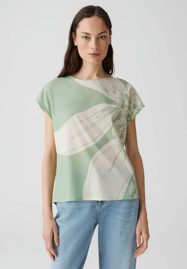 

Футболка стандартного кроя с цветочным принтом Opus, Green Glow, Зеленый, Футболка стандартного кроя с цветочным принтом Opus, Green Glow