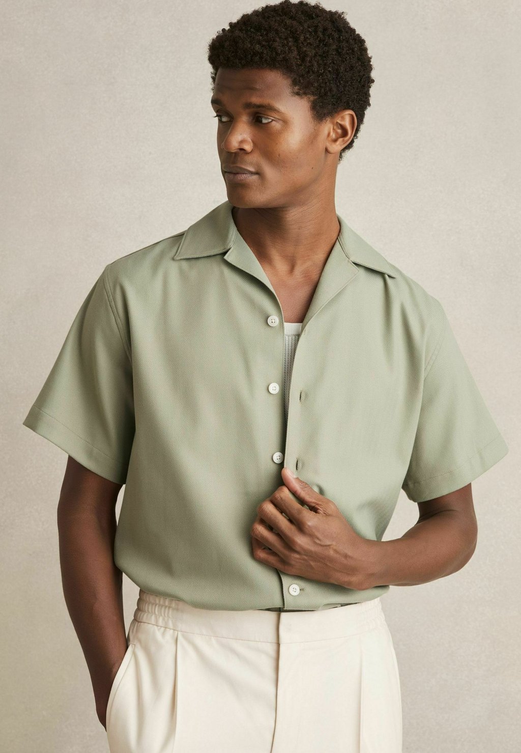 

Рубашка NITUS CUBAN COLLAR SHORT SLEEVE Reiss, зеленый
