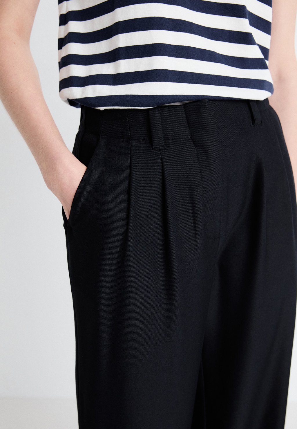 

Брюки VMSELAH WIDE PANTS Vero Moda, черный