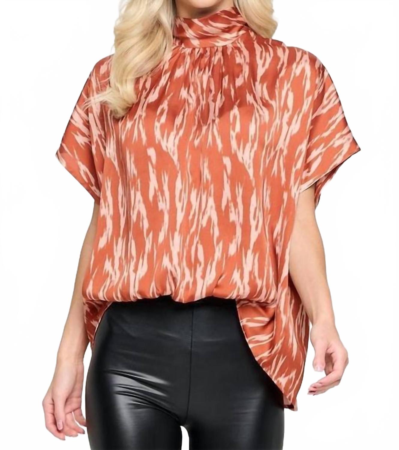 

Топ London Bubble Hem Top в цвете Prairie Winds Adrienne, prairie winds