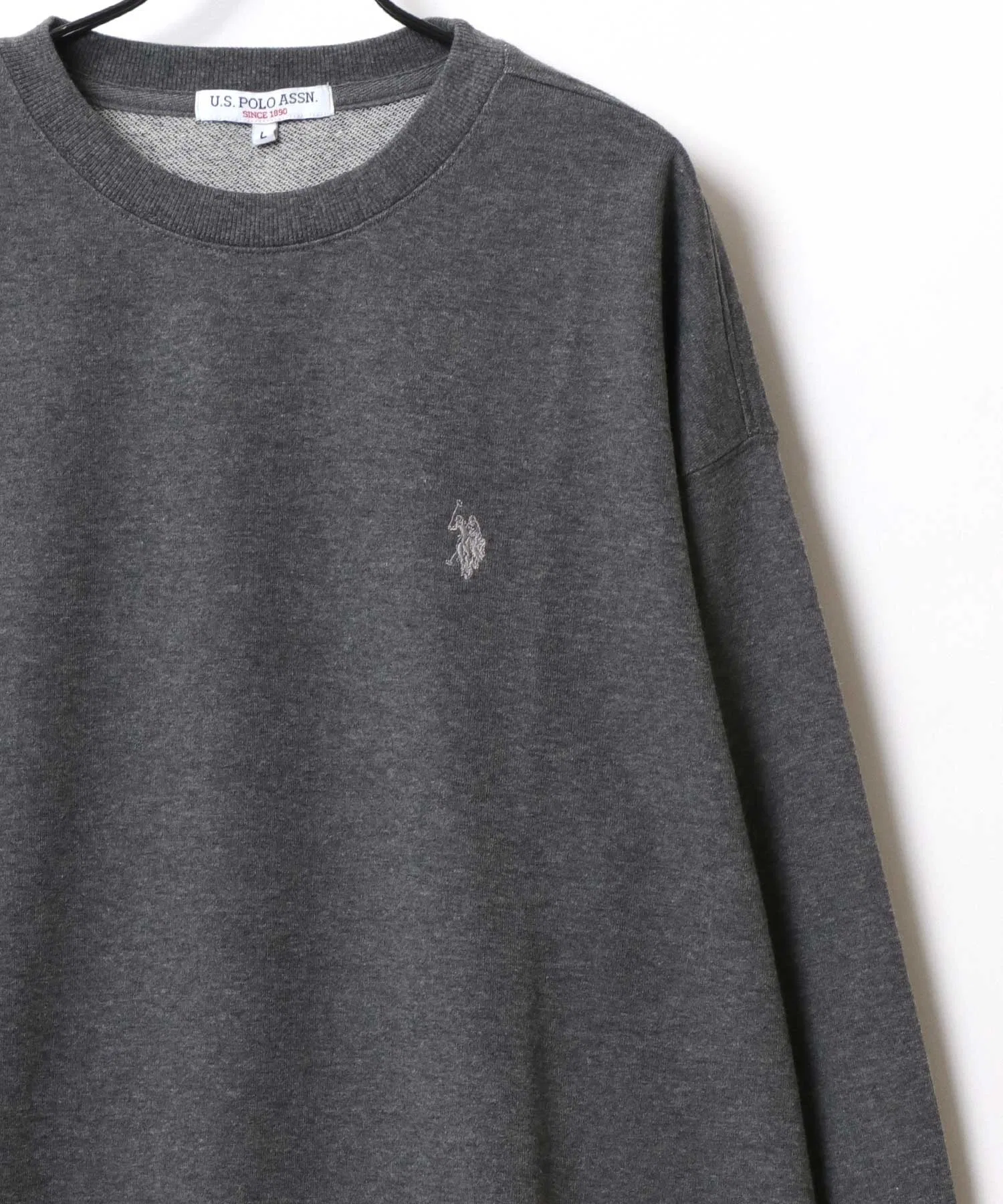 Совместная коллекция US POLO ASSN. и U.S. Polo Assn.: объемная толстовка на флисовой подкладке с вышитым логотипом, длинные рукава, пуловер, для женщин и мужчин. — фото 4