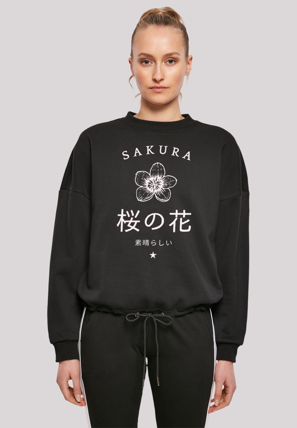 

Толстовка SAKURA BLUME JAPAN F4NT4STIC, черный