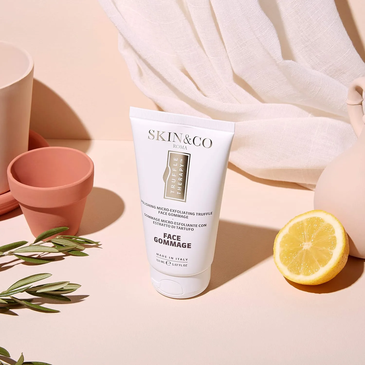 SKIN&CO Roma Truffle Therapy Face Gommage Duo 148 мл (1 шт.) — фото 2