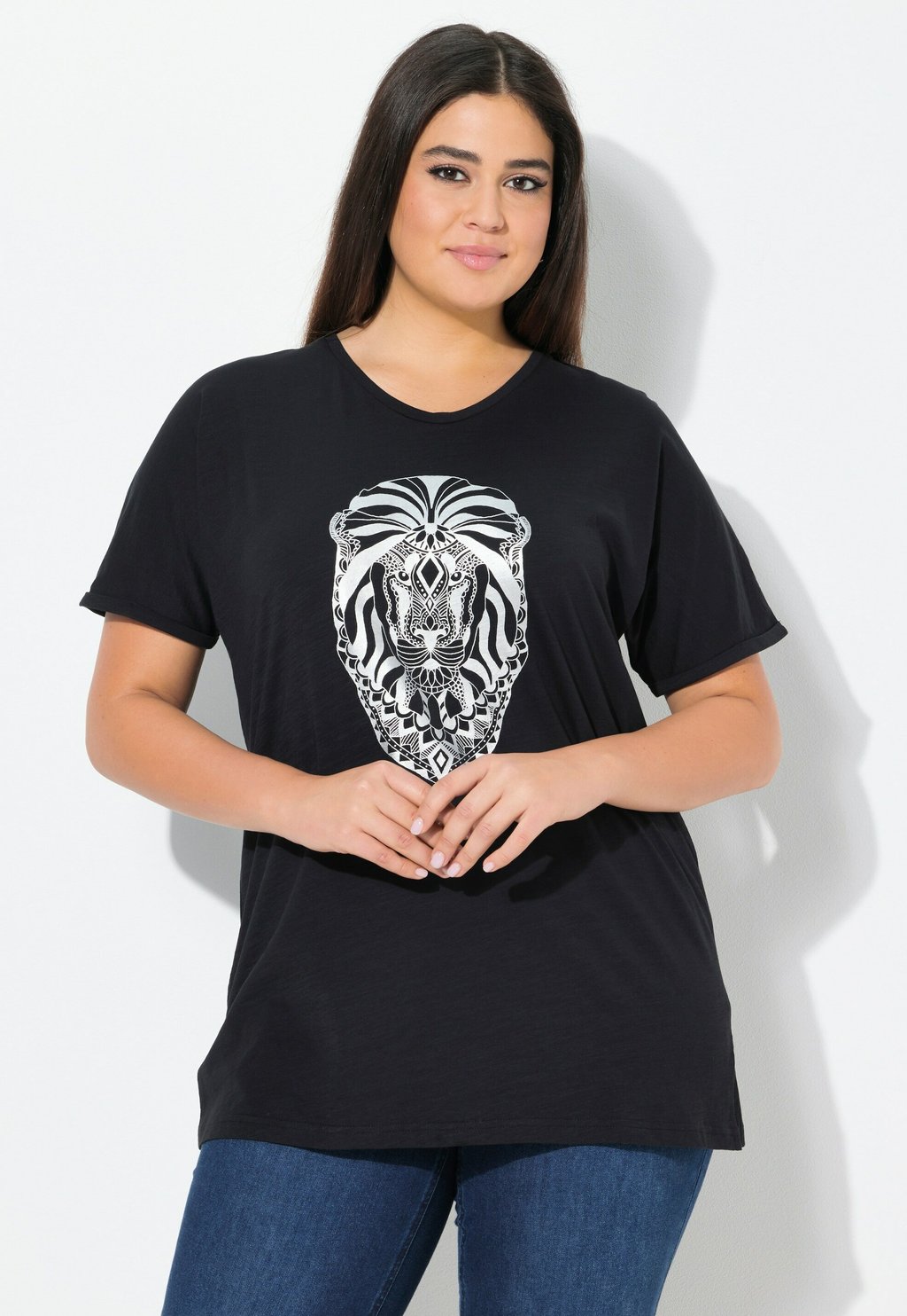 

Футболка с принтом MANDALA ANIMAL MOTIF SHORT SLEEVE Ulla Popken, черный
