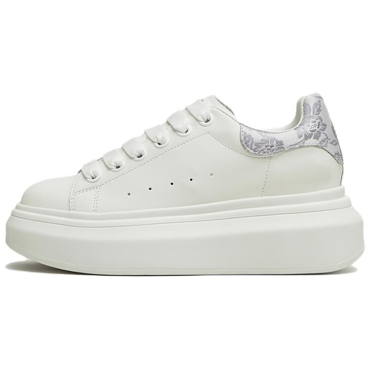 

Кеды, скейтборд обувь женская низкая Tata, цвет White/Gray