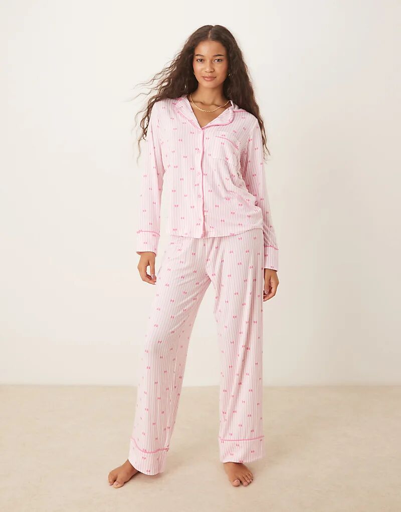 

Комплект из блузки и брюк Boux Avenue с длинными рукавами и полосками в розовом цвете