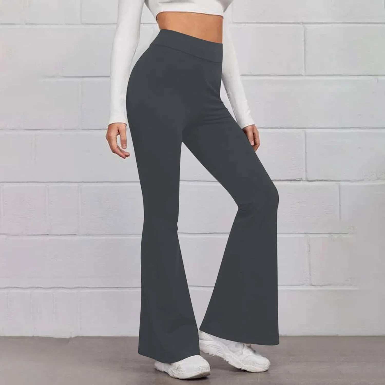 Спортивные брюки клеш Women's Flare Pants, темно-серый — фото 2