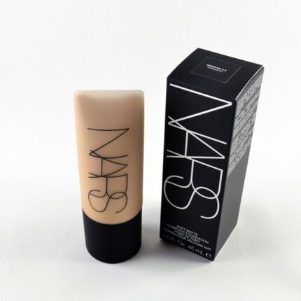 

Nars Soft Matte Complete Foundation VANUATU Medium 3,5 45 мл 1,5 унции.