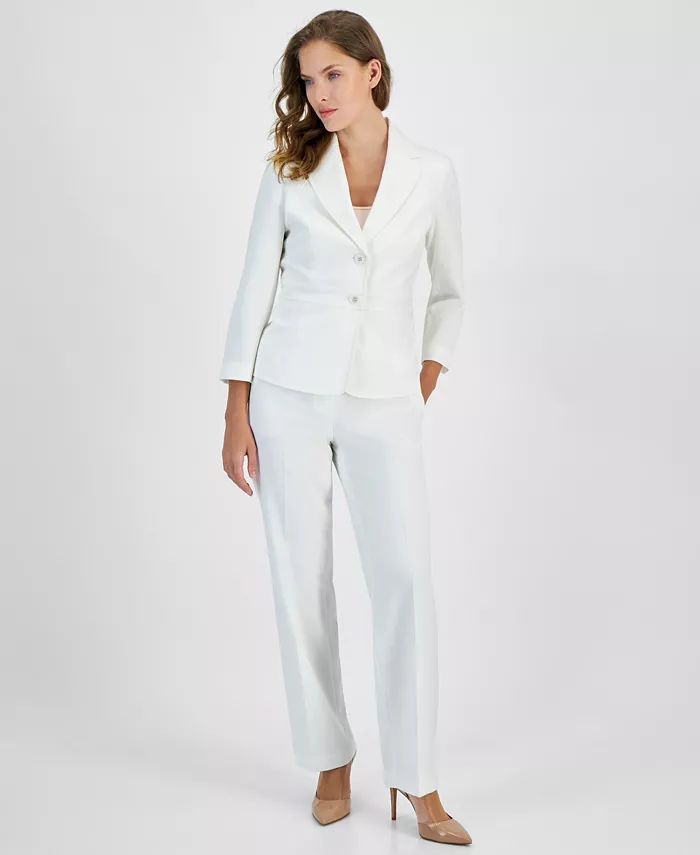 

Женский костюм с жакетом на двух пуговицах и брюками из крепа, Regular и Petite Le Suit, белый