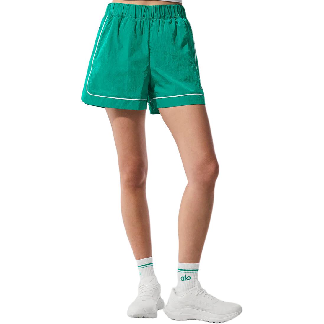 

Повседневные шорты женские Alo Yoga, зеленый/белый