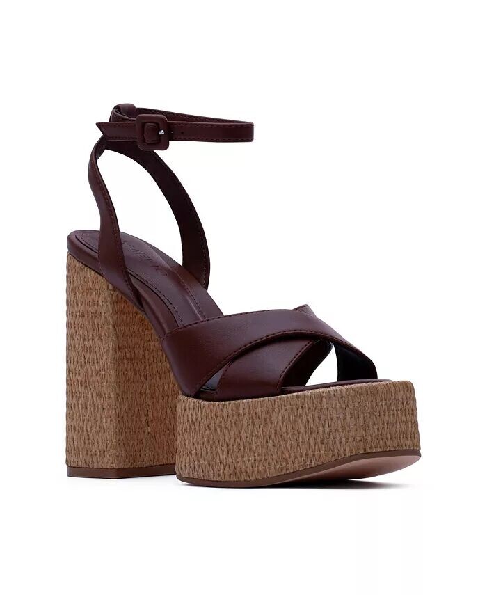

Сандалии Raela Sandal D'Amelio Footwear, коричневый