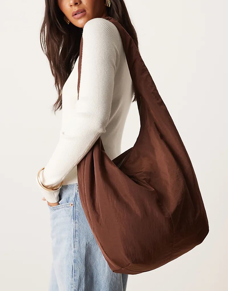 

Большая сумка-тоут ASOS DESIGN с объемным ремешком шоколадного цвета