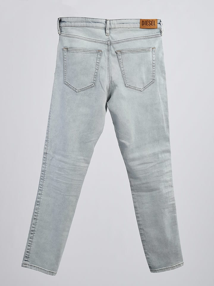 Джинсы облегающего кроя светло-голубого цвета Diesel Clothes — фото 2