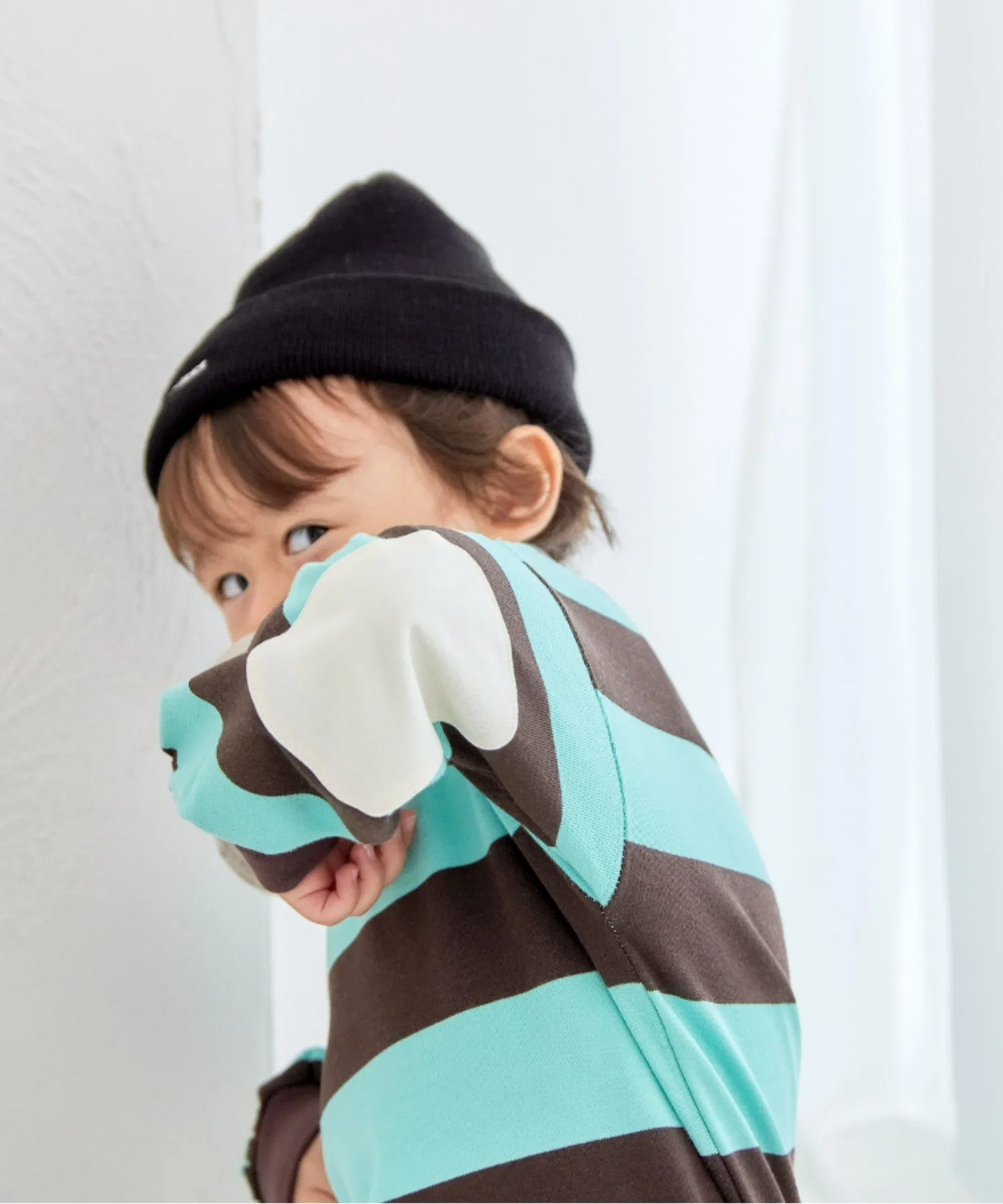 Свободная толстовка в полоску с налокотниками — фото 2