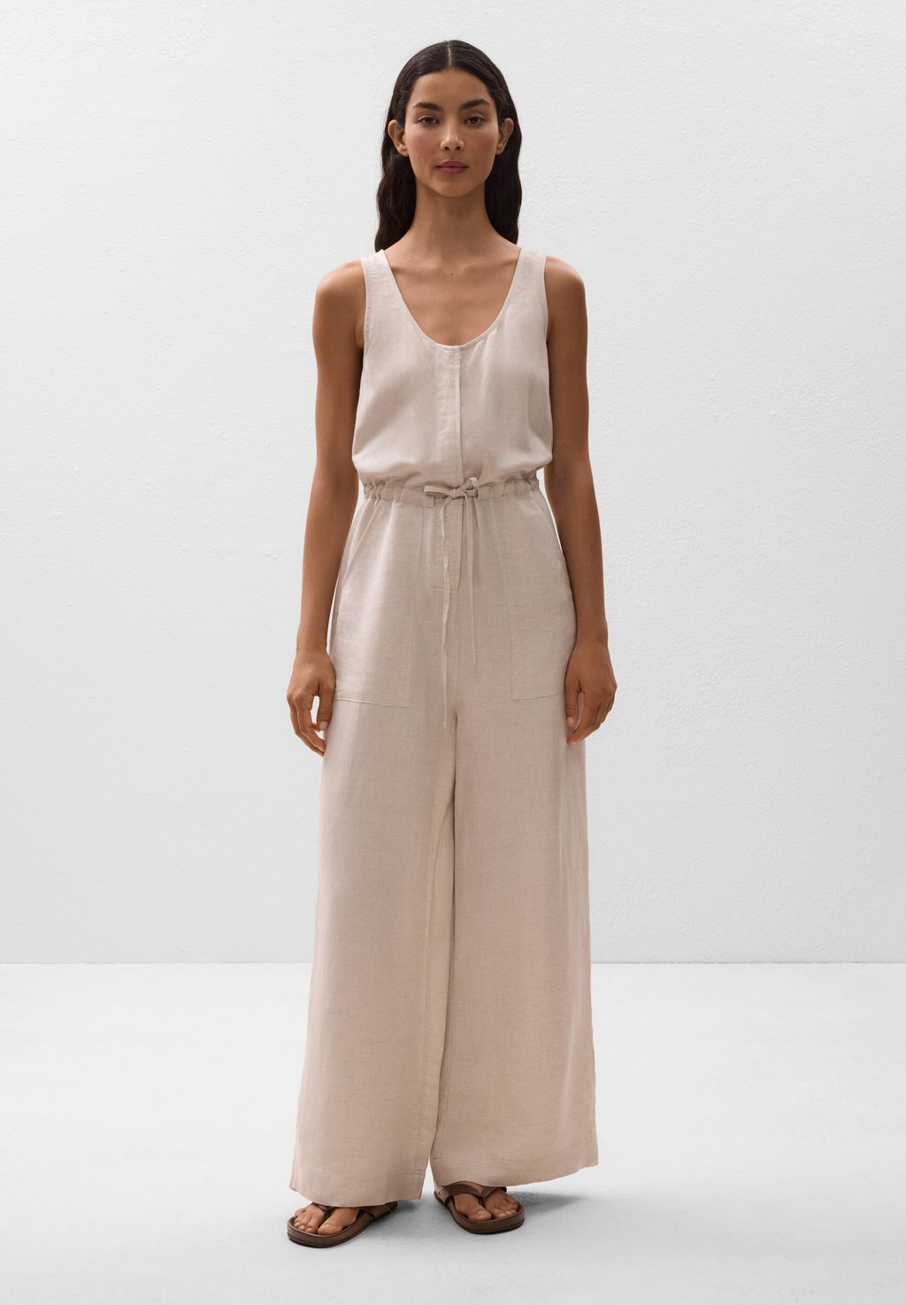 

Комбинезон LINEN LONG WITH WAIST DETAIL OYSHO, цвет Stone