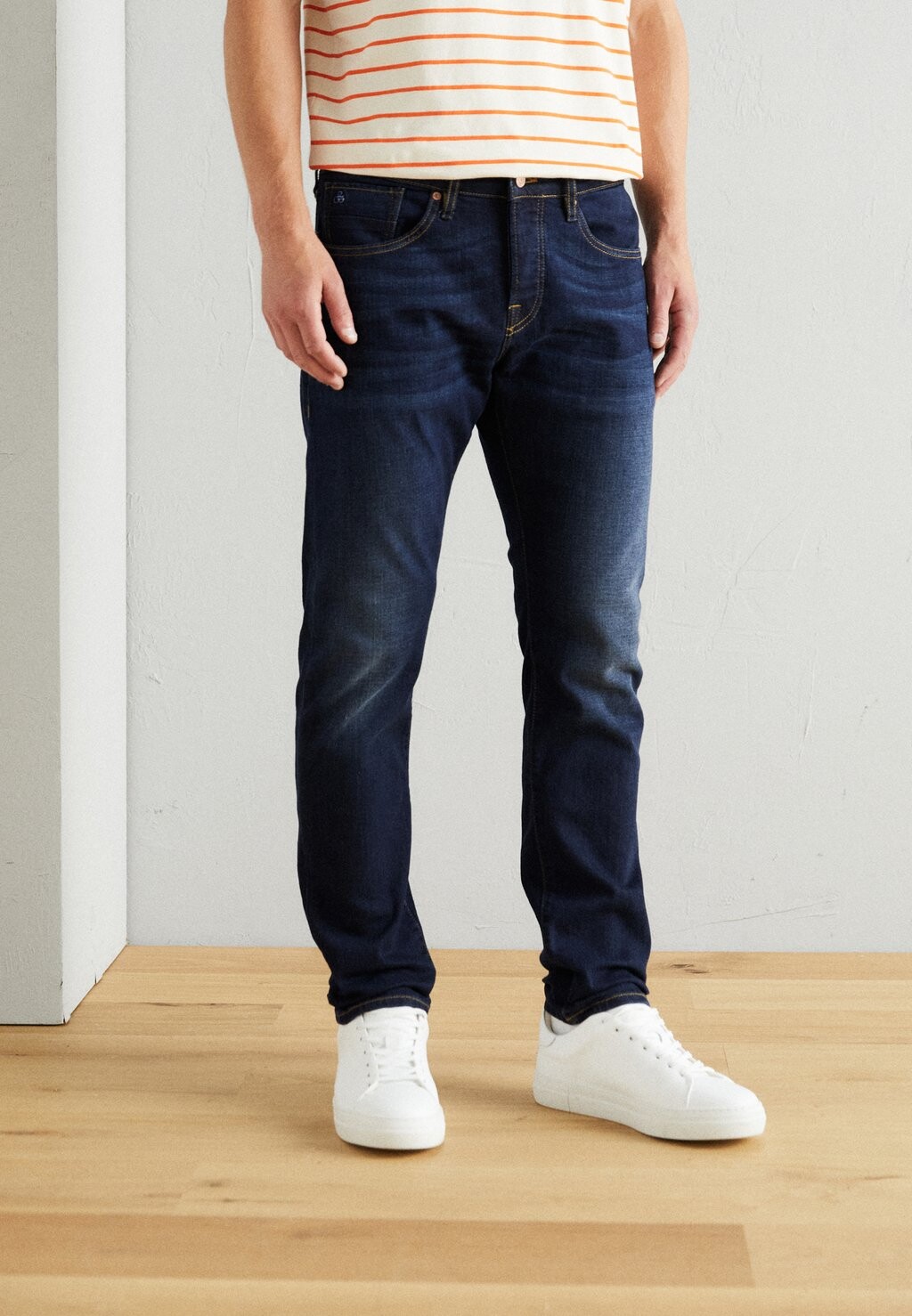 

Джинсы облегающего кроя Scotch & Soda RALSTON REGULAR BEATEN BACK, цвет Dark Blue Denim