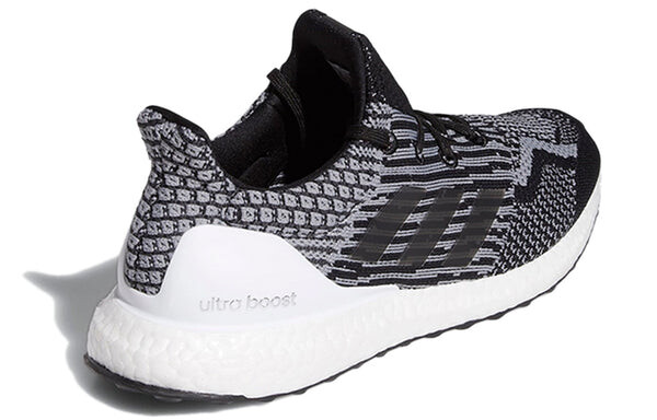 Кроссовки ultraboost 5.0 uncaged dna Adidas, черный — фото 4