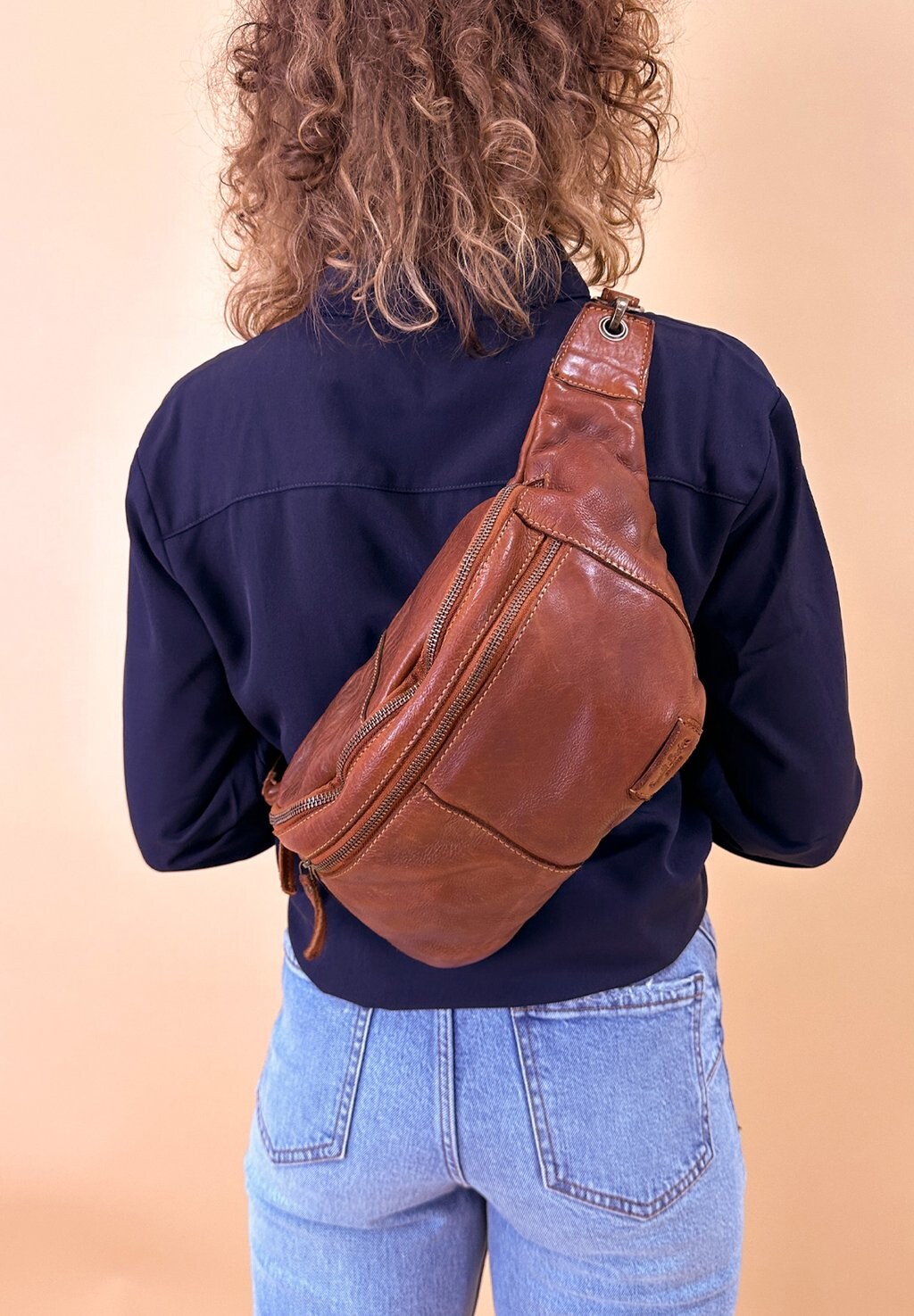 

Поясная сумка FREYA Gusti Leder, цвет cognac