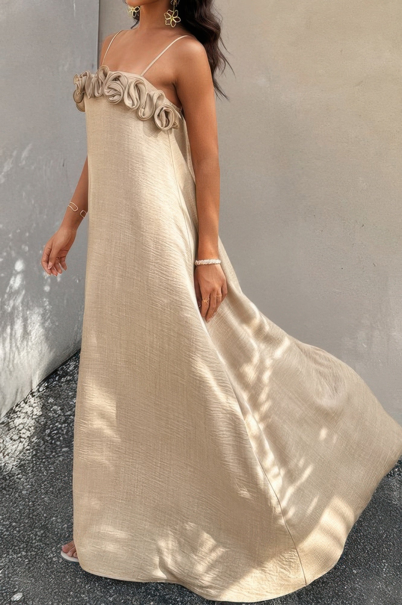 

Платье с цветочным принтом, асимметричное, с рюшами и открытой спиной TRUEDAMES, хаки