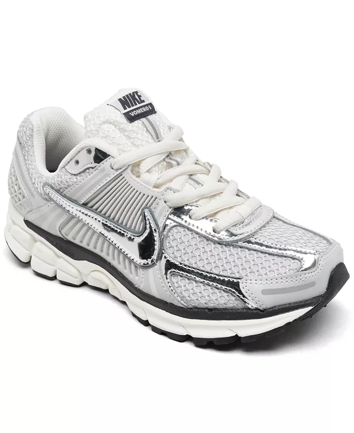 Женские повседневные кроссовки Zoom Vomero 5 от Finish Line Nike, мультиколор