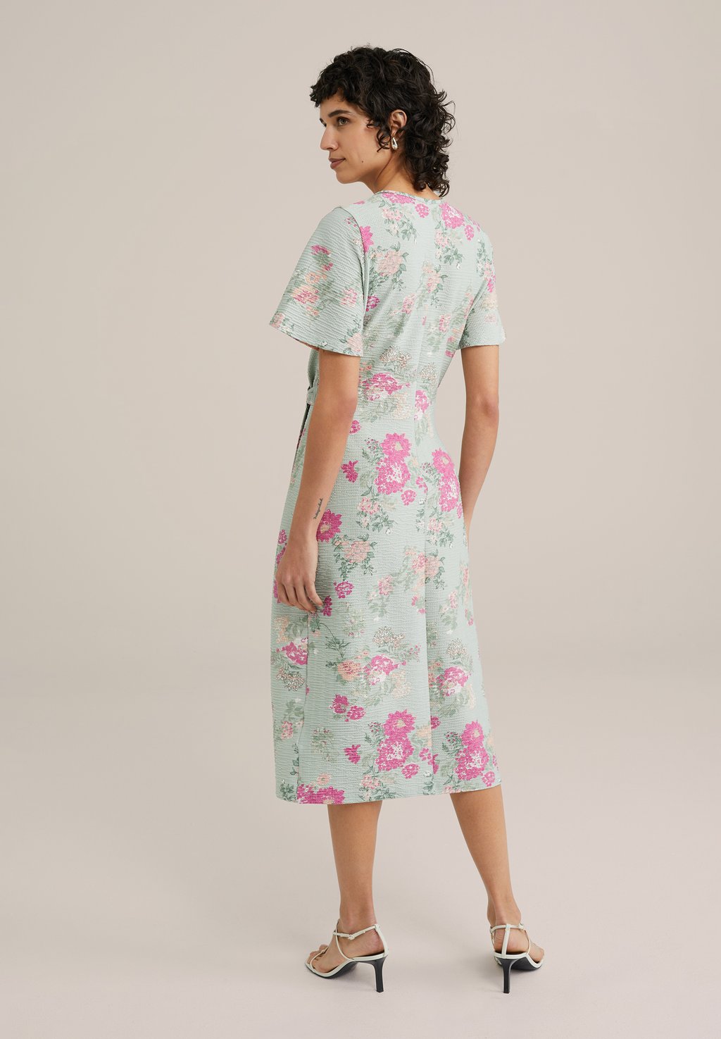 

Повседневное платье WE Fashion, мятный