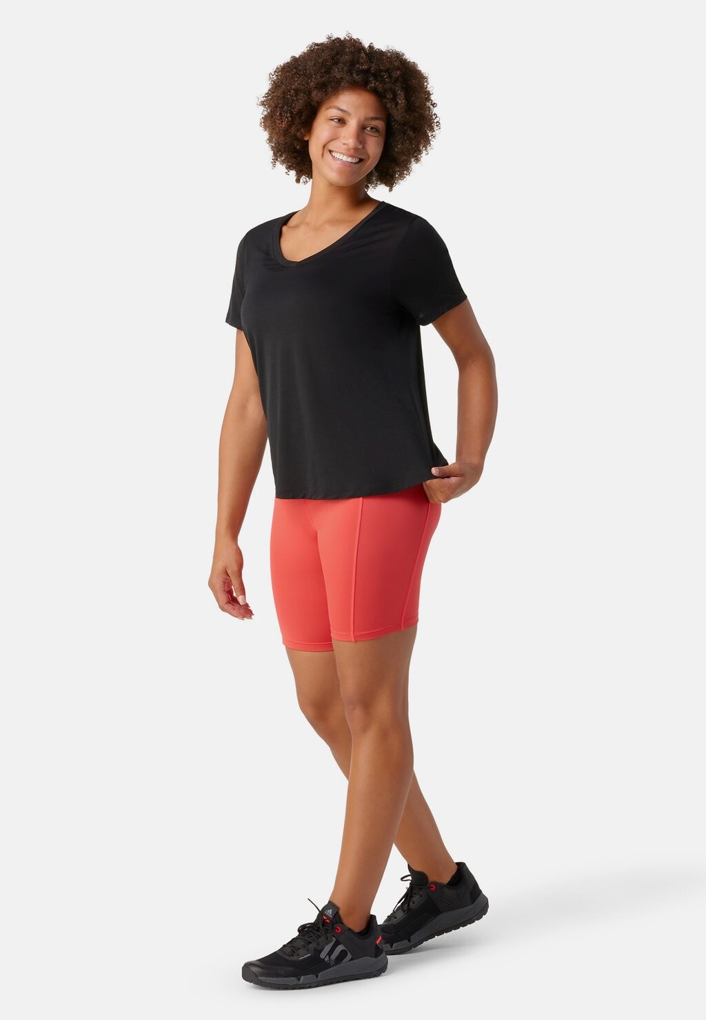 

Спортивная футболка ACTIVE ULTRALITE V-NECK SHORT SLEEVE Smartwool, цвет black
