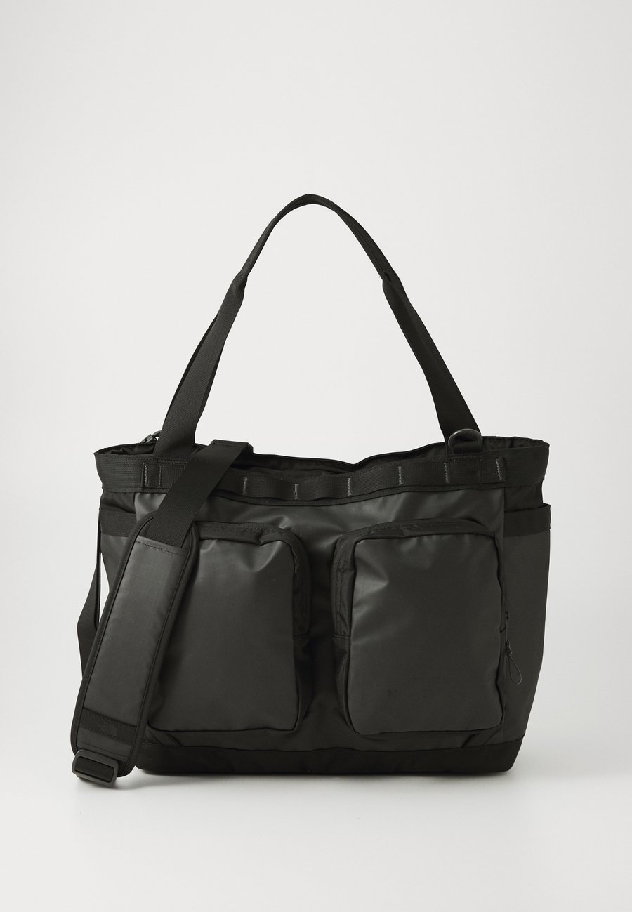 

Сумка-шоппер The North Face BASE CAMP VOYAGER TOTE UNISEX, Black/Asphalt Grey/Black
