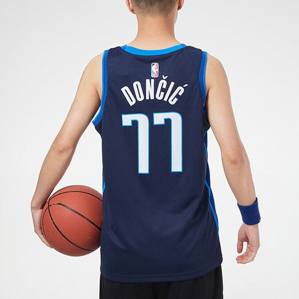 Футболка баскетбольная майка жилет nba retro fan edition версия dallas mavericks doncic № 77 Nike, синий — фото 4