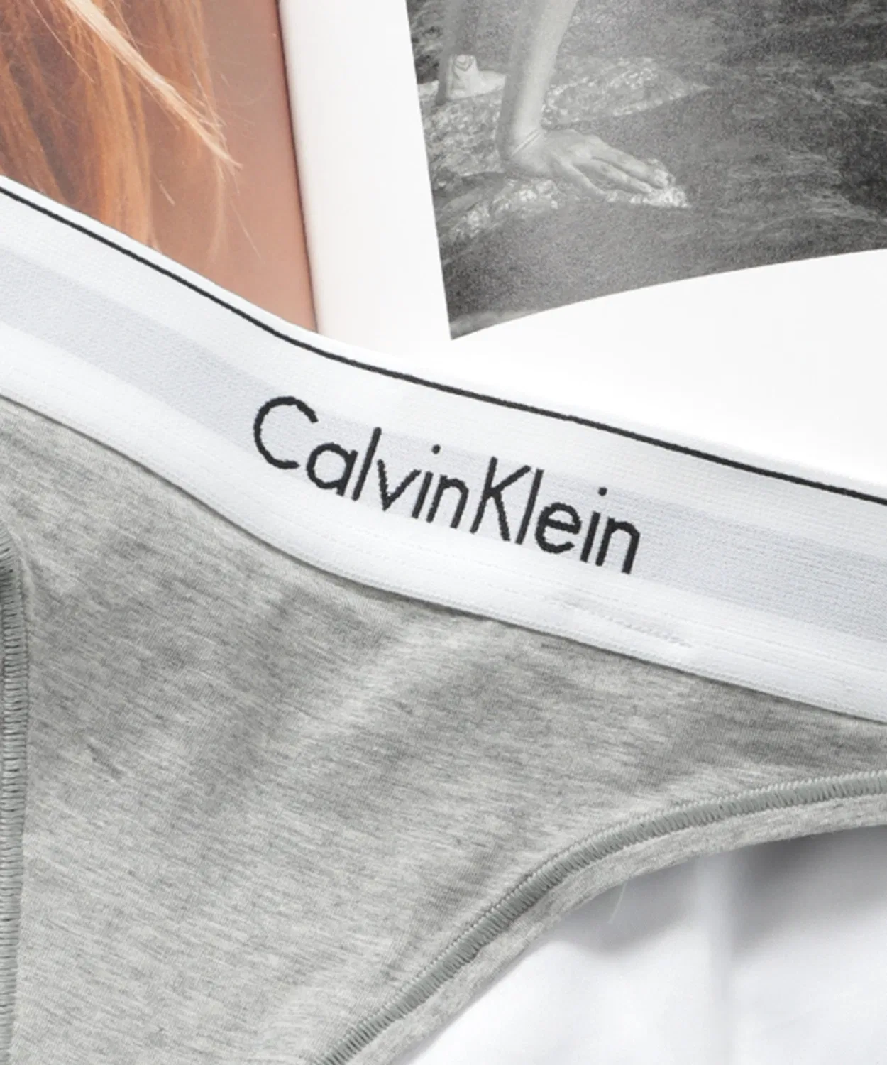 Трусы T-бэк Calvin Klein Modern Cotton F3786, черный — фото 4