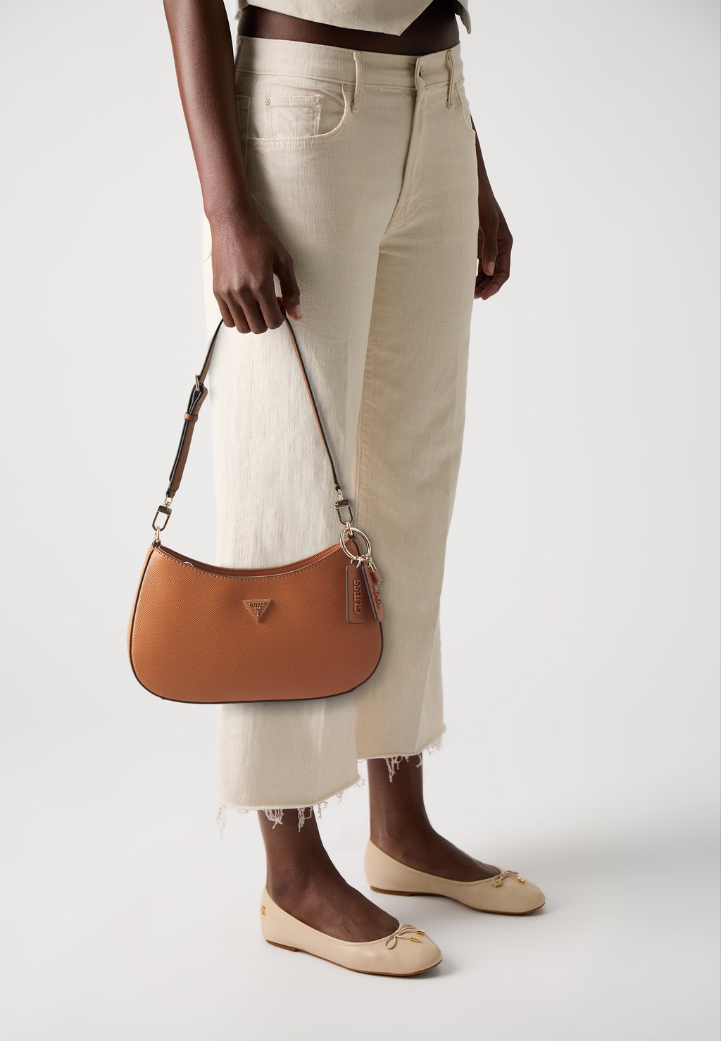 

Сумка NOELLE Guess, цвет Light Cognac