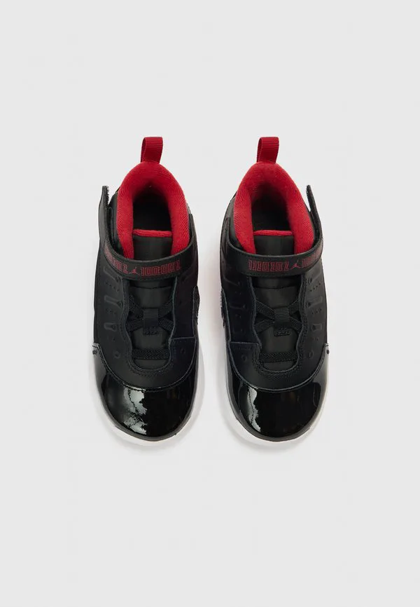 Кроссовки jordan max aura 7 унисекс Jordan, Black/Varsity Red/White — фото 4