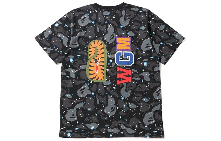 Футболка Bape Space Camo Shark A BATHING APE, серый камуфляж — фото 3