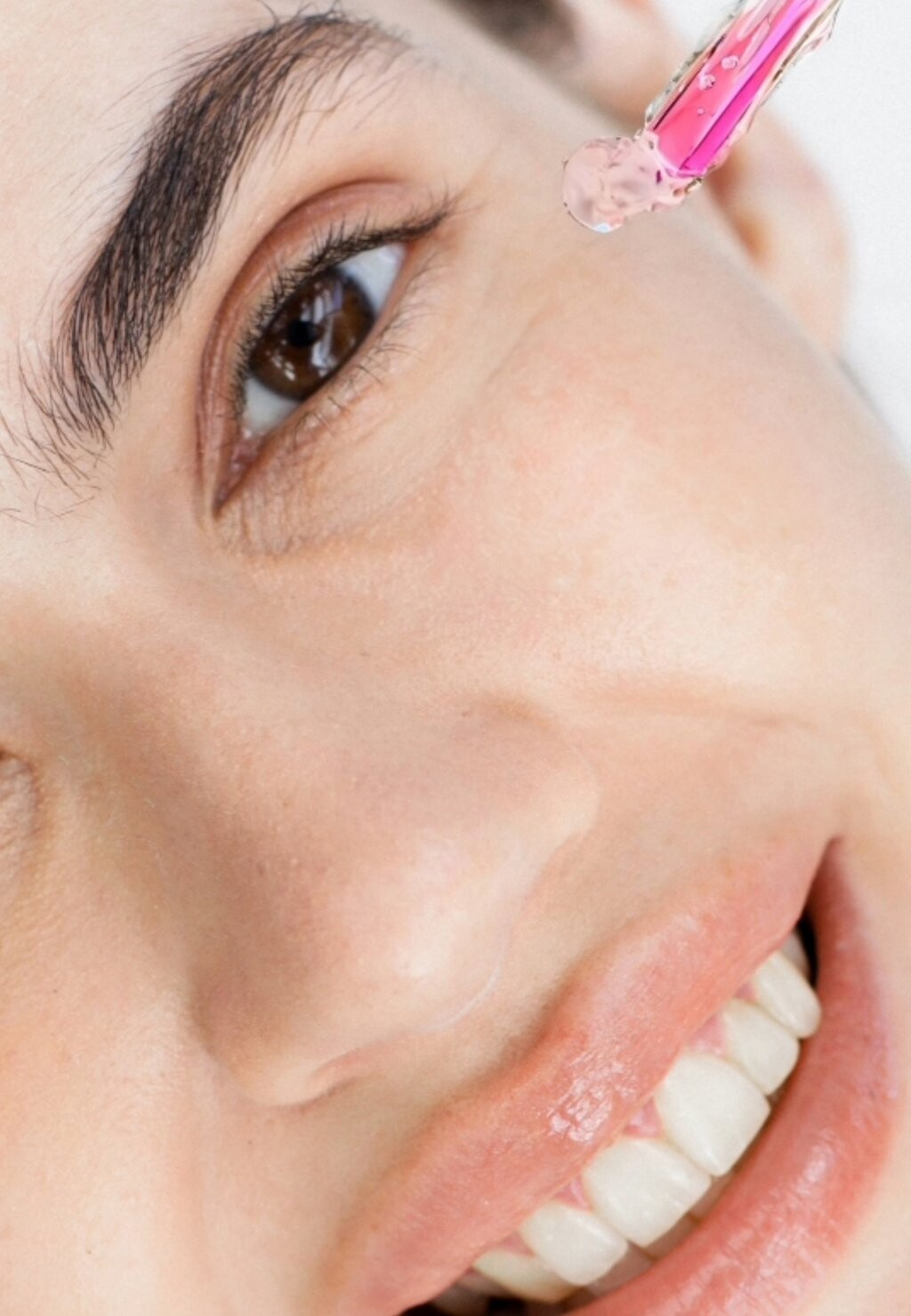 Сыворотка Ido Lab — FLOREA+C ILLUMINIERENDES SERUM MIT VITAMIN C , цвет pink — фото 2