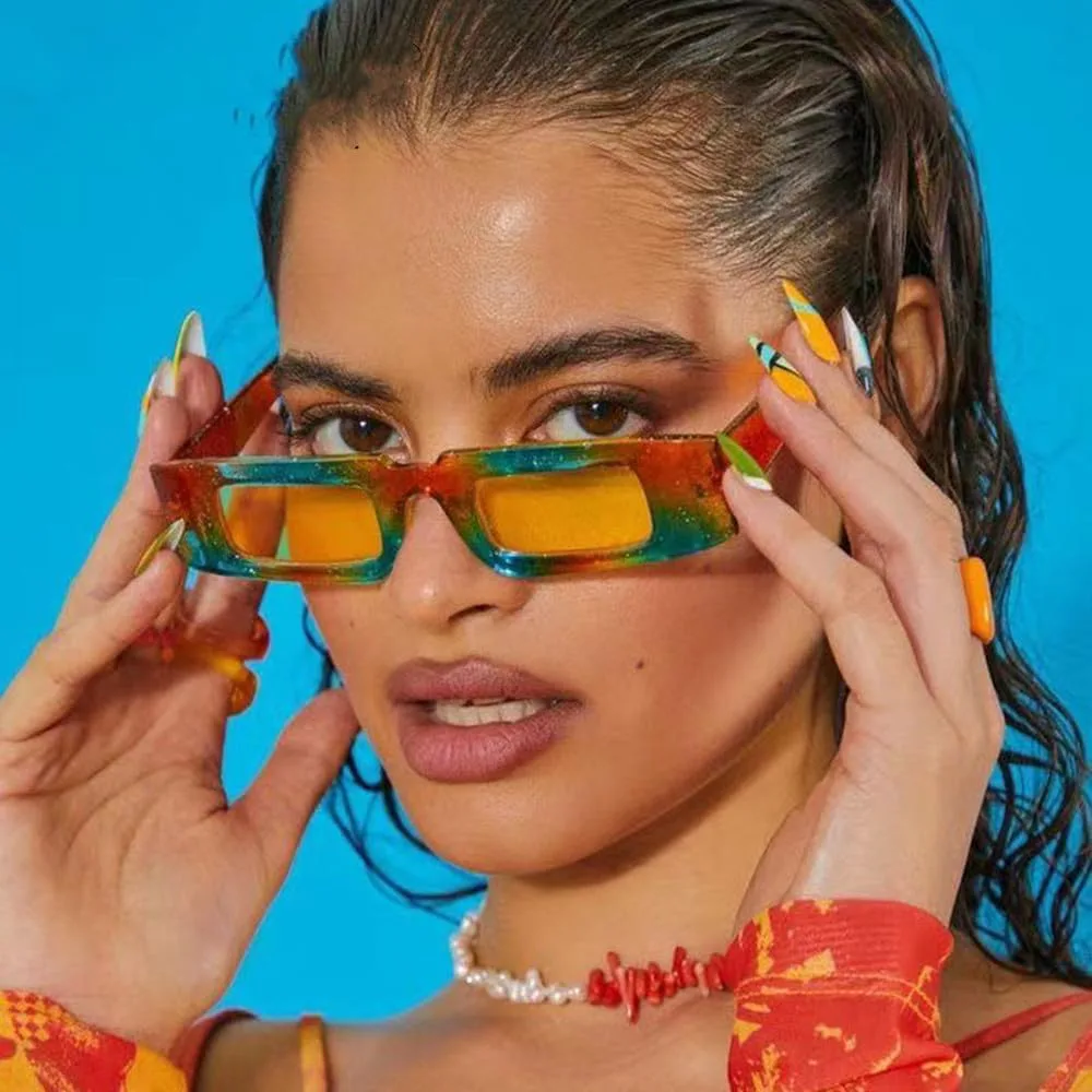 

Модные маленькие прямоугольные солнцезащитные очки для женщин, винтажные разноцветные очки, трендовые солнцезащитные очки с защитой от УФ-излучения UV400 MTZJH, C7