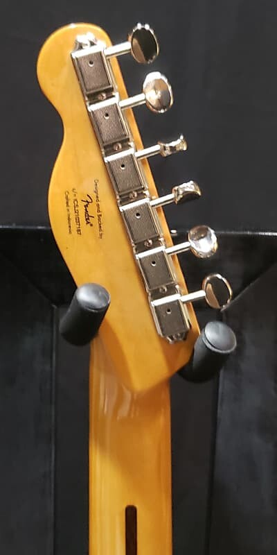 

Электрогитара Squier Classic Vibe '70s Telecaster Thinline 2018 - Present 3-Tone Sunburst