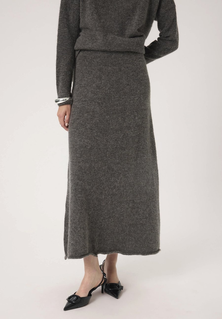 

Юбка Soaked in Luxury Maxi skirt, Dark Grey Melange/Dark Grey