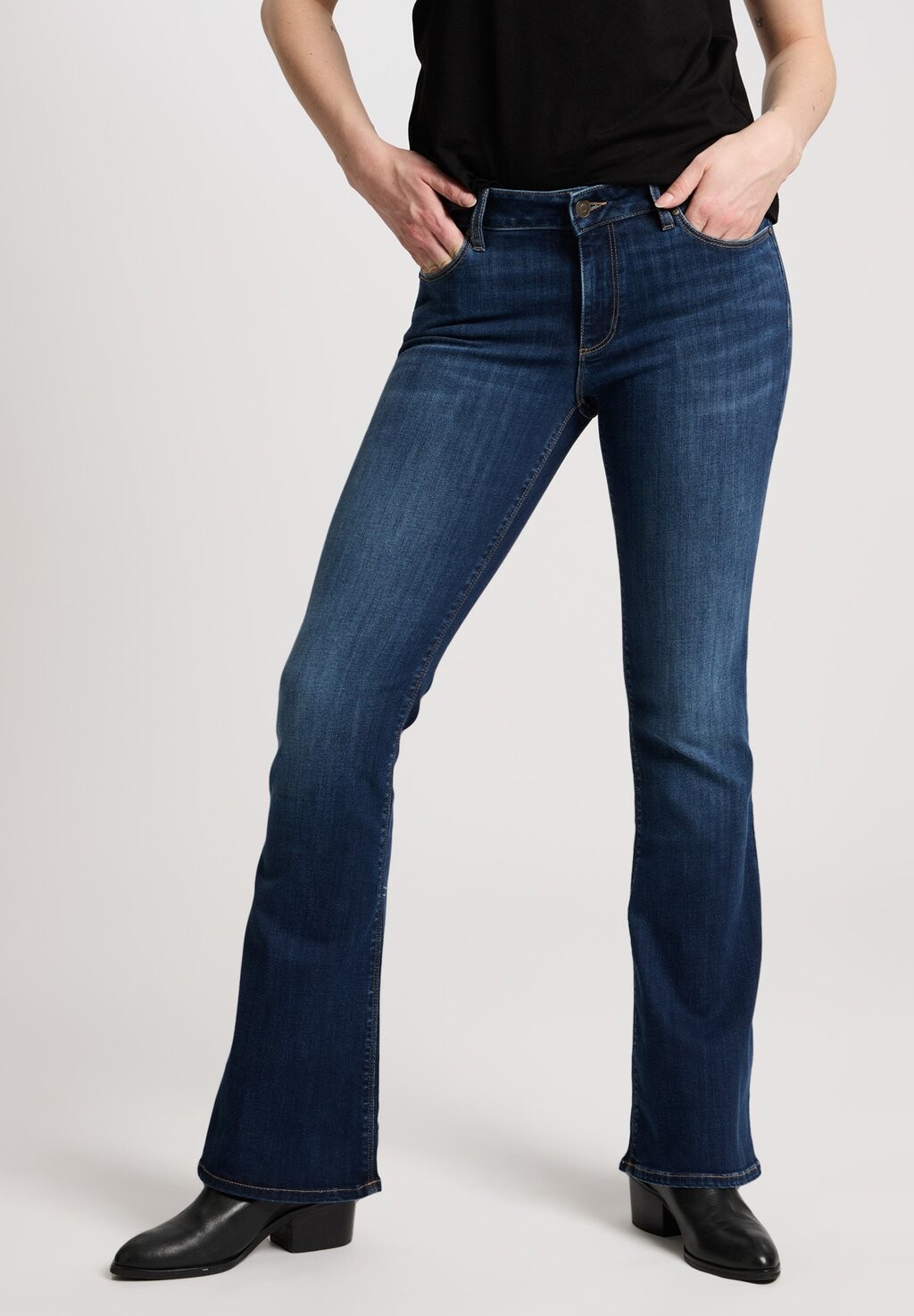 

Расклешенные джинсы Cross Jeans, темно-синий
