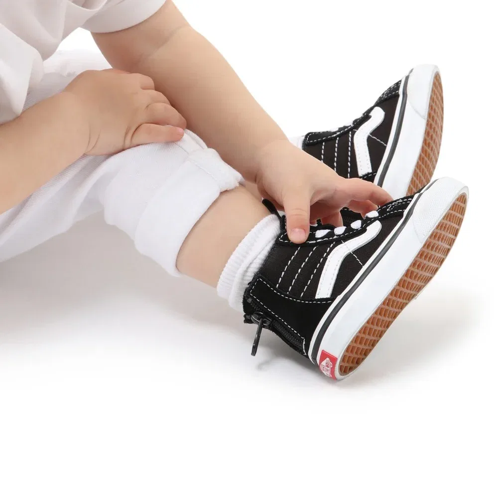 Сникерсы низкие кожаные Vans, черный