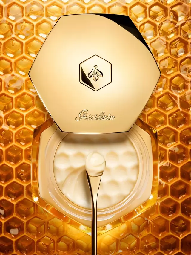 Крем для лица Guerlain — Бальзам-масло для интенсивного восстановления и омоложения Abeille Royale, 80 мл — фото 4