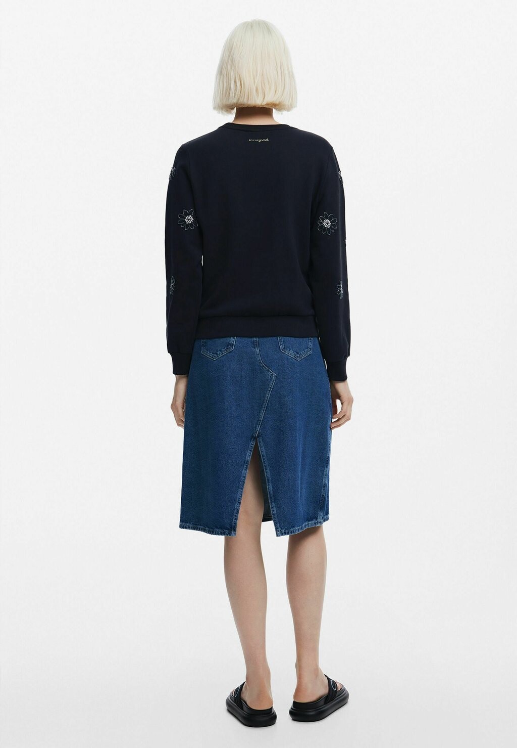 

Толстовка Desigual, черный