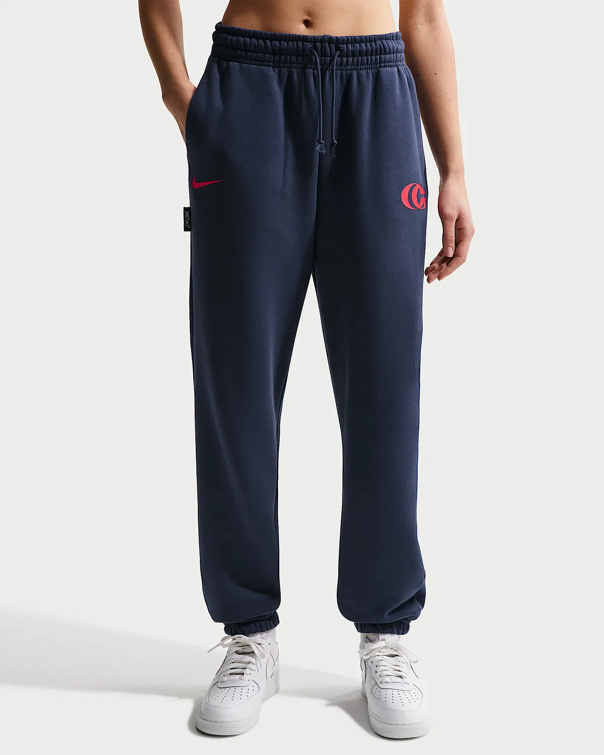 Nike Basketball Phoenix Fleece Pants Caitlin Clark, Midnight Navy/University Red/University Red — фото 3