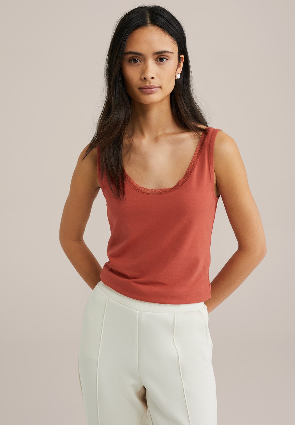 

Топ WE Fashion, цвет Saffron Red