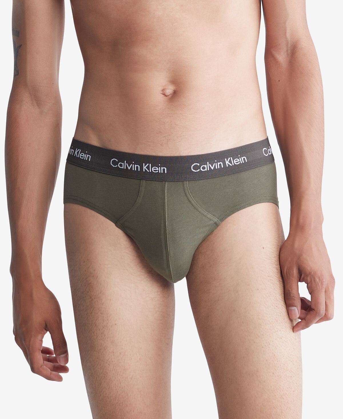 

Мужские трусы-стринги из трех комплектов нижнего белья из хлопка Calvin Klein