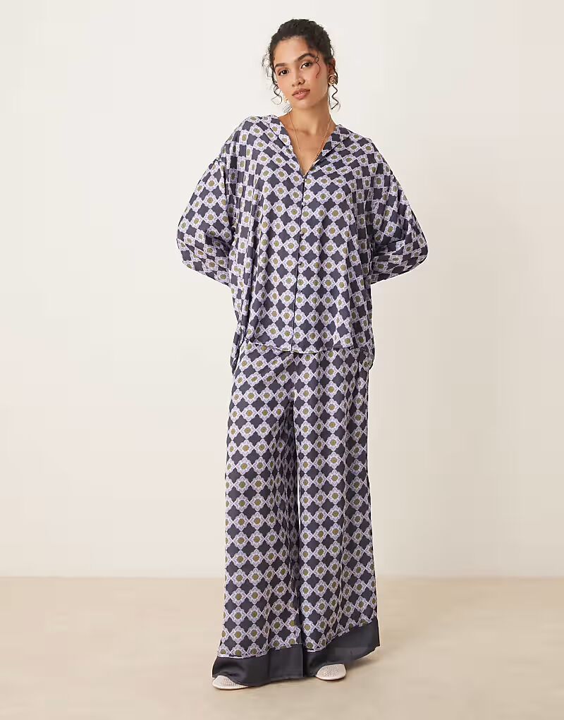 

Пижамный комплект Free People dreamy days в темно-синем цвете