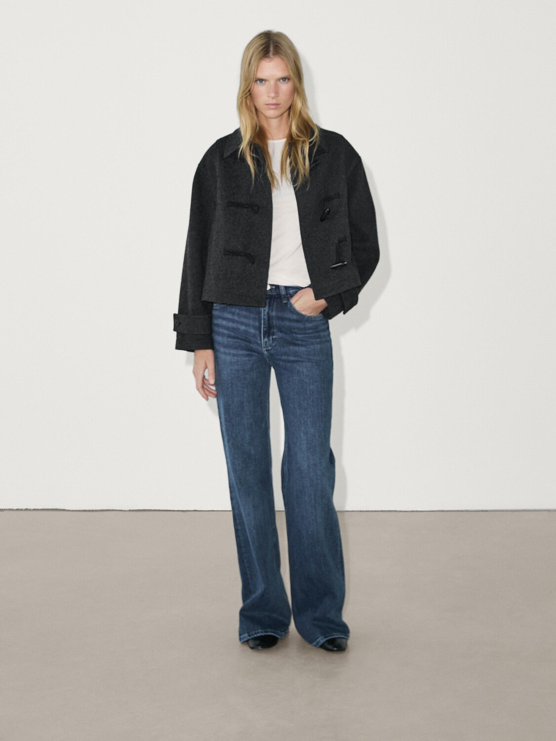 

Джинсы клеш с высокой талией из хлопковой смеси Massimo Dutti, синий