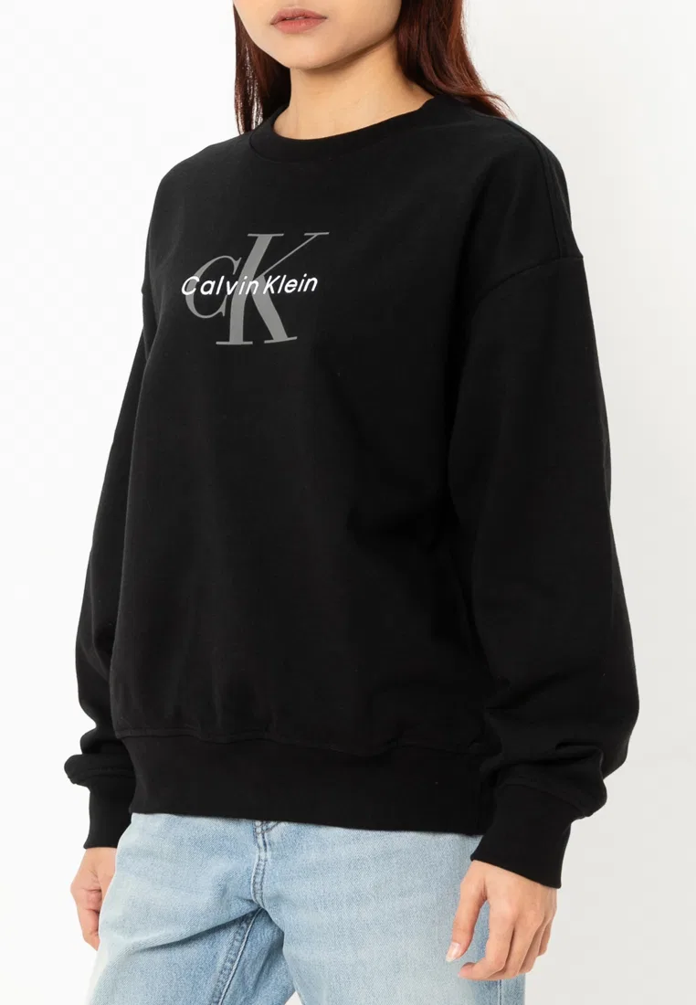 Свитшот укороченный с монограммой, Calvin Klein Jeans, черный