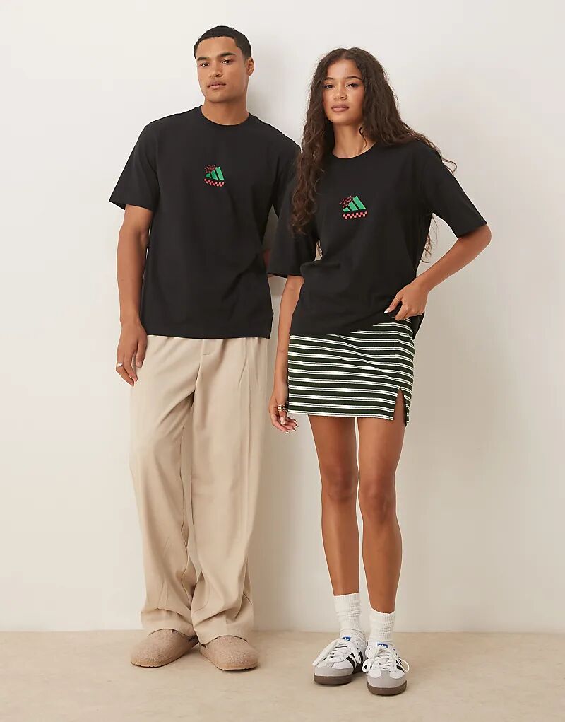 

Футболка adidas Sportswear черного цвета с изображением пиццы Adidas Originals