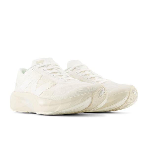 Кроссовки fuelcell rebel v4 New Balance, белый — фото 3