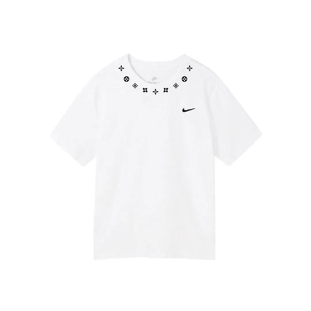 Футболка Nike Sportswear Crew Neck White