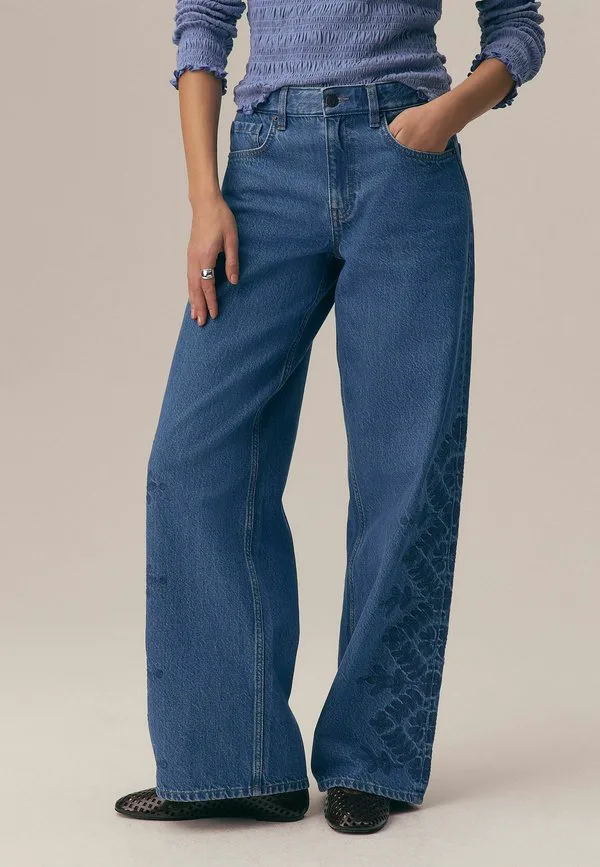 Высокий, стройный, широкие ноги Next, Dark Blue Floral Embroidered